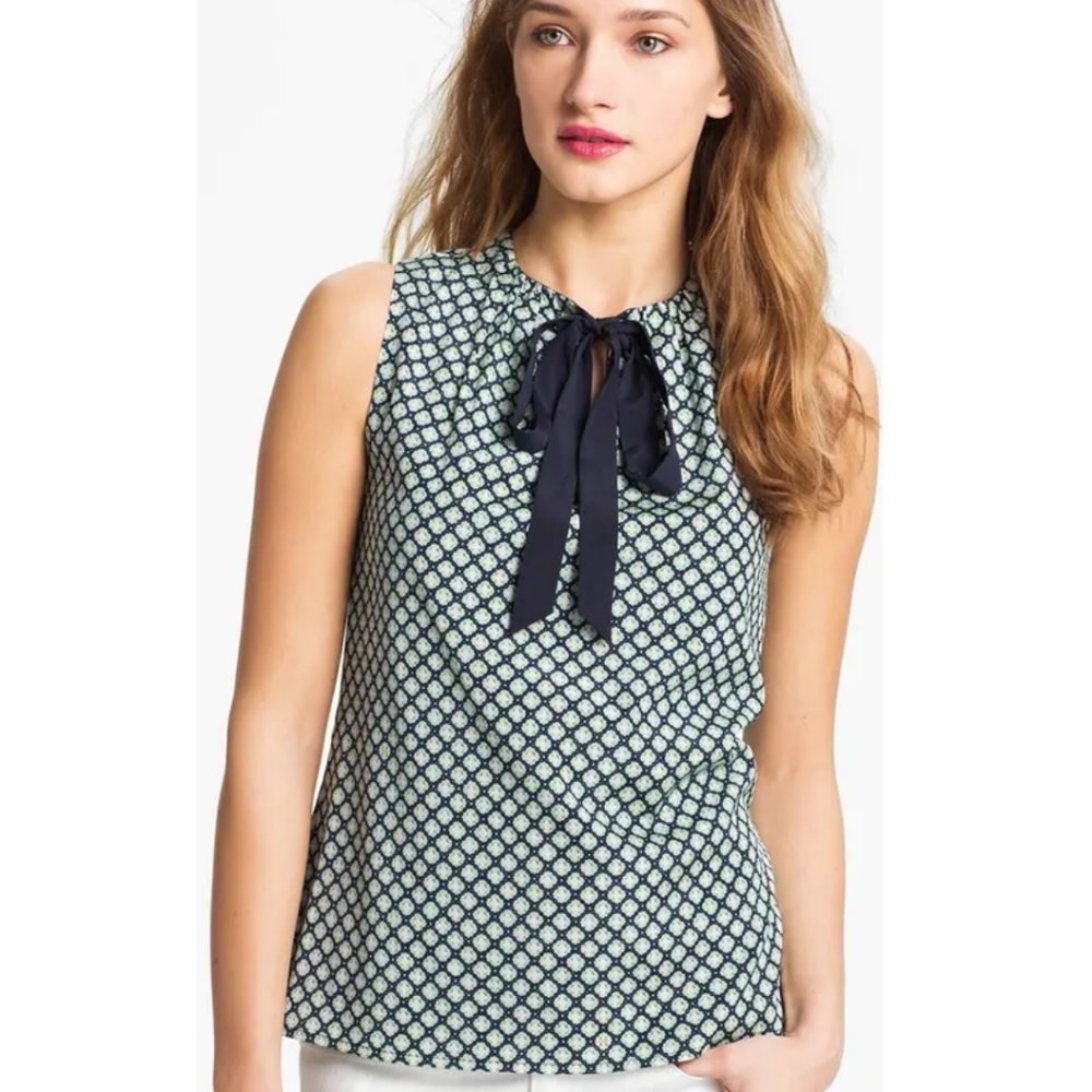 Tanya Stretch Silk Sleeveless Top